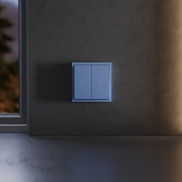 Render_image_front_VLS002515_w_standard